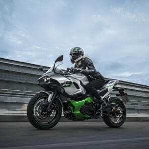 2024 NINJA® 7 HYBRID ABS Gallery 9 300x300