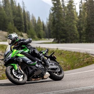 2025 NINJA® 1100SX SE ABS Gallery 8 300x300