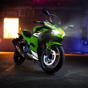 2025 NINJA® 500 SE KRT EDITION ABS Gallery 3 300x300