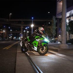 2025 NINJA® 500 SE KRT EDITION ABS Gallery 4 300x300