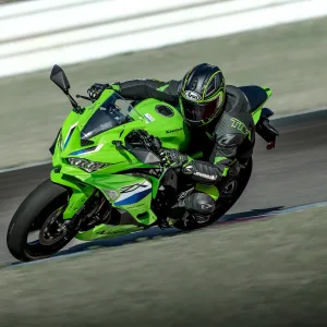 2026 NINJA® ZX™ 4RR ABS Lime Green Gallery 7 300x300