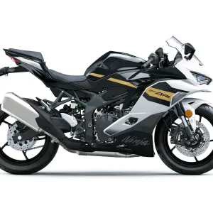 2026 NINJA® ZX™ 4RR ABS Pearl Robotic White Metallic Spark Black Gallery 1 300x300