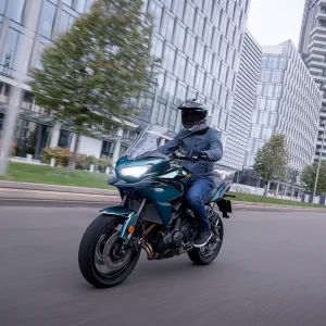 2026 versys® 650 lt abs