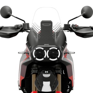 ducati desertx rally iron giant livery head