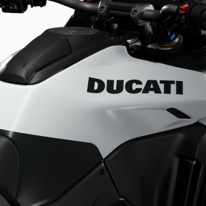 ducati multistrada v4 rs livery side view